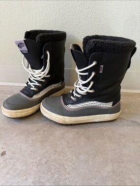 Vans  Black and Gray Winter MTE Snow Boots